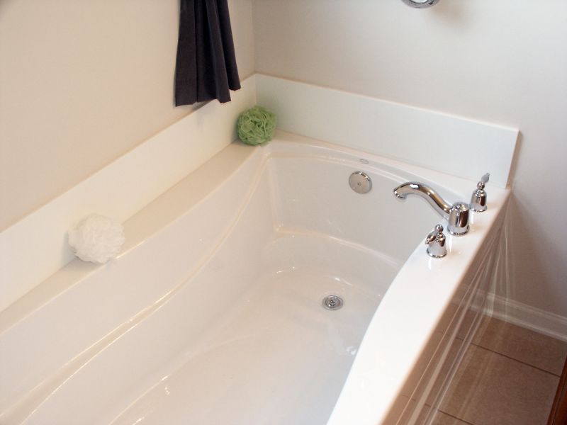 Refinished Tub with Bright White Finish